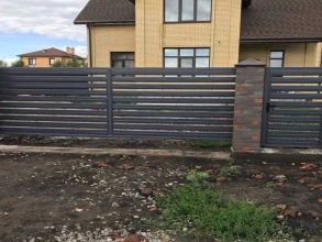 Забор жалюзи 72 метра фото в Подольске