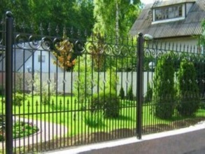 Кованые заборы на ленточном фундаменте 80 метров фото в Подольске